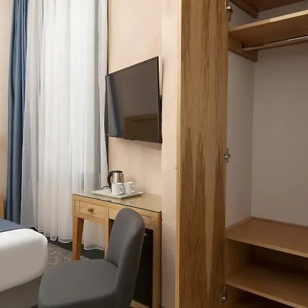 فندق بريمست هوتيلز تقسيم 4*