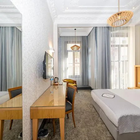 Premist Taksim Hotel 4*