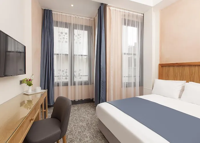 Premist Taksim Hotel 4*