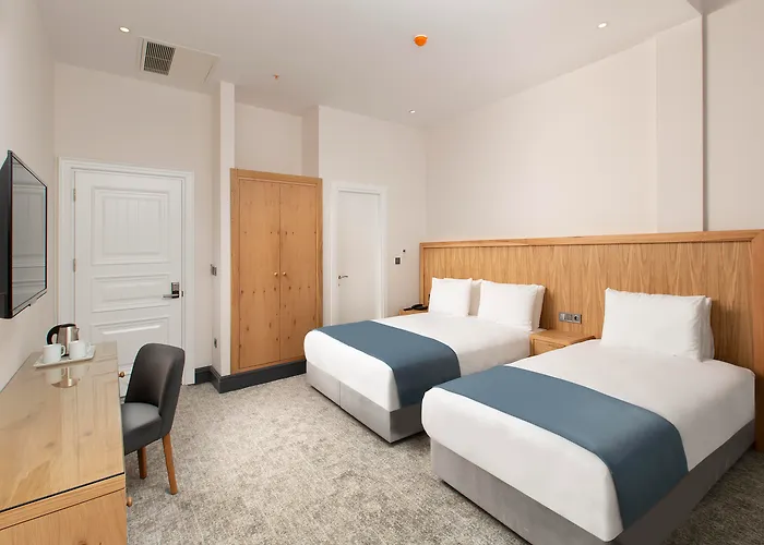 Hotel Premist Taksim 4*