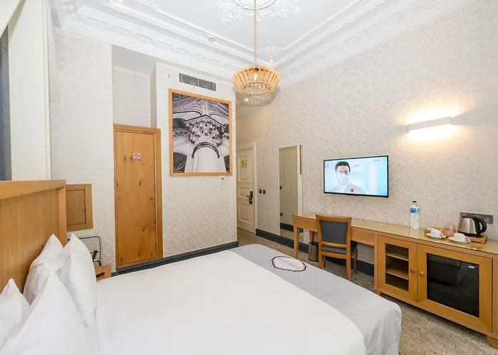 Hotel Premist Taksim 4*