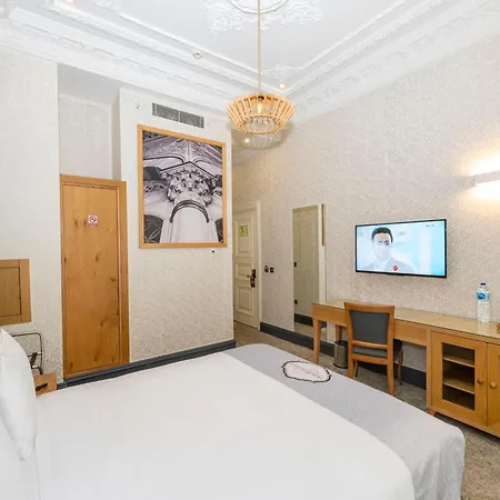 Hotel Premist Taksim 4*