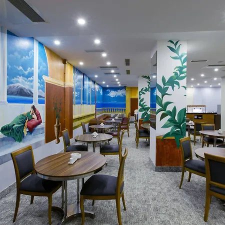 Premist Taksim 4*